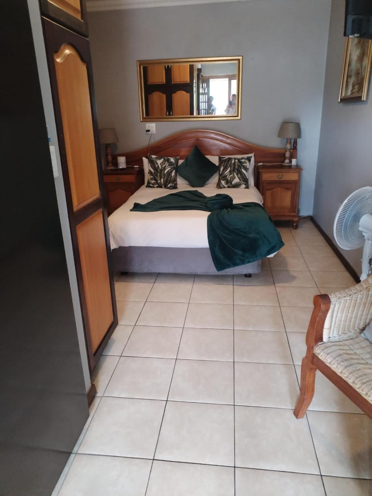 Lagoon Breeze Guest House Knysna Buitenkant foto